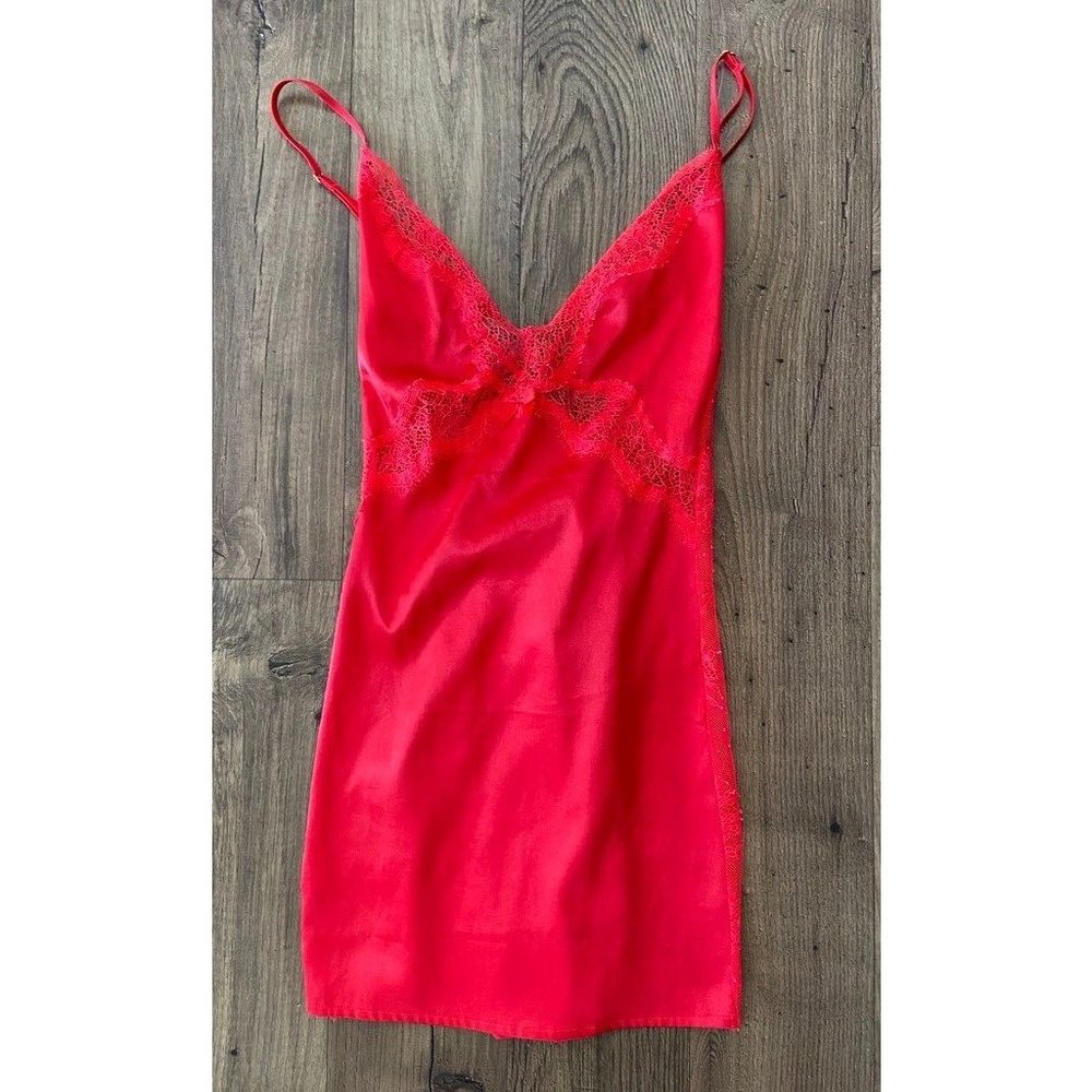 Victoria's Secret Strappy Red Lace Chemise Slip Dress Nightgown Women's Small S